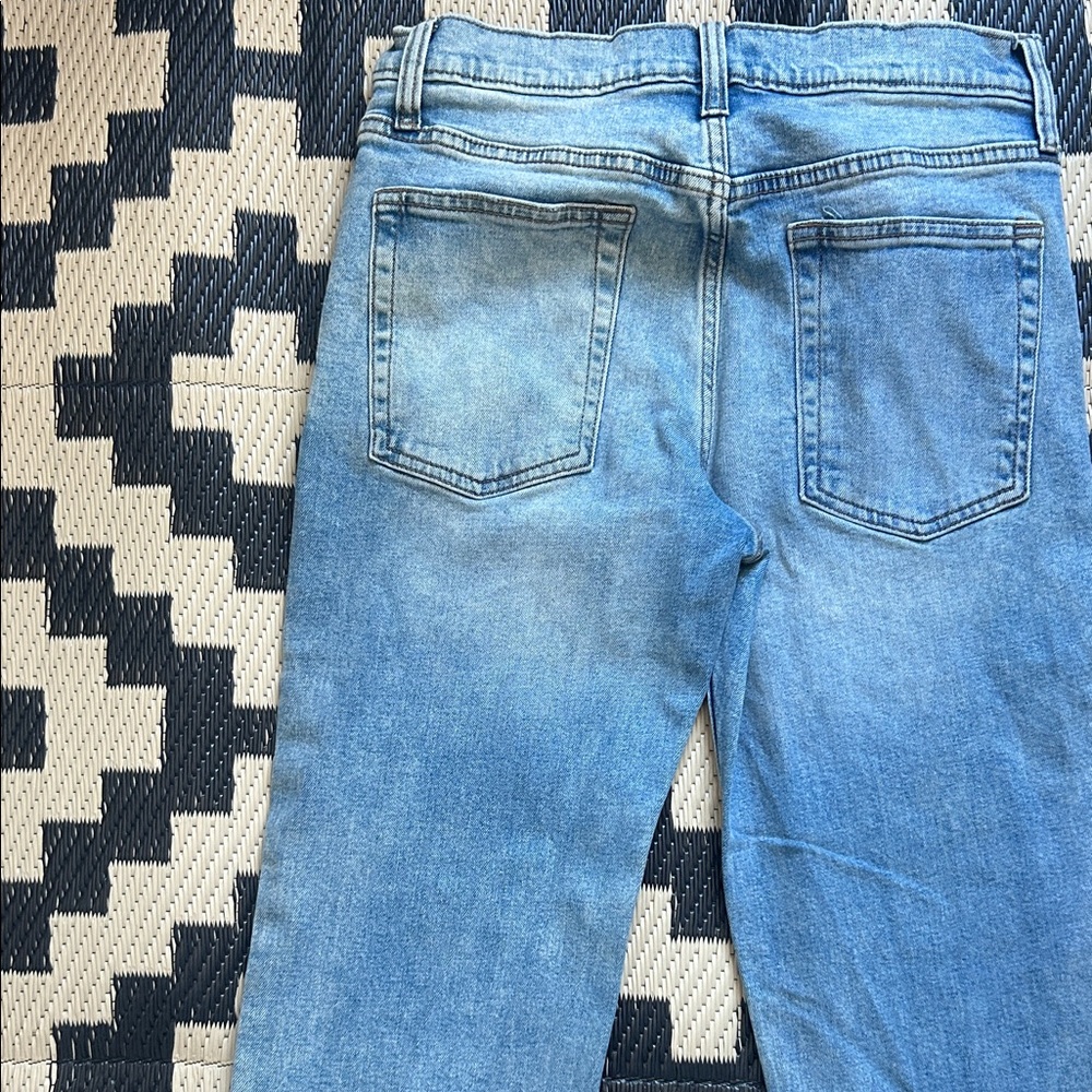 Men's 30x33 Light Blue Wash Jeans - Picture 4 of 5